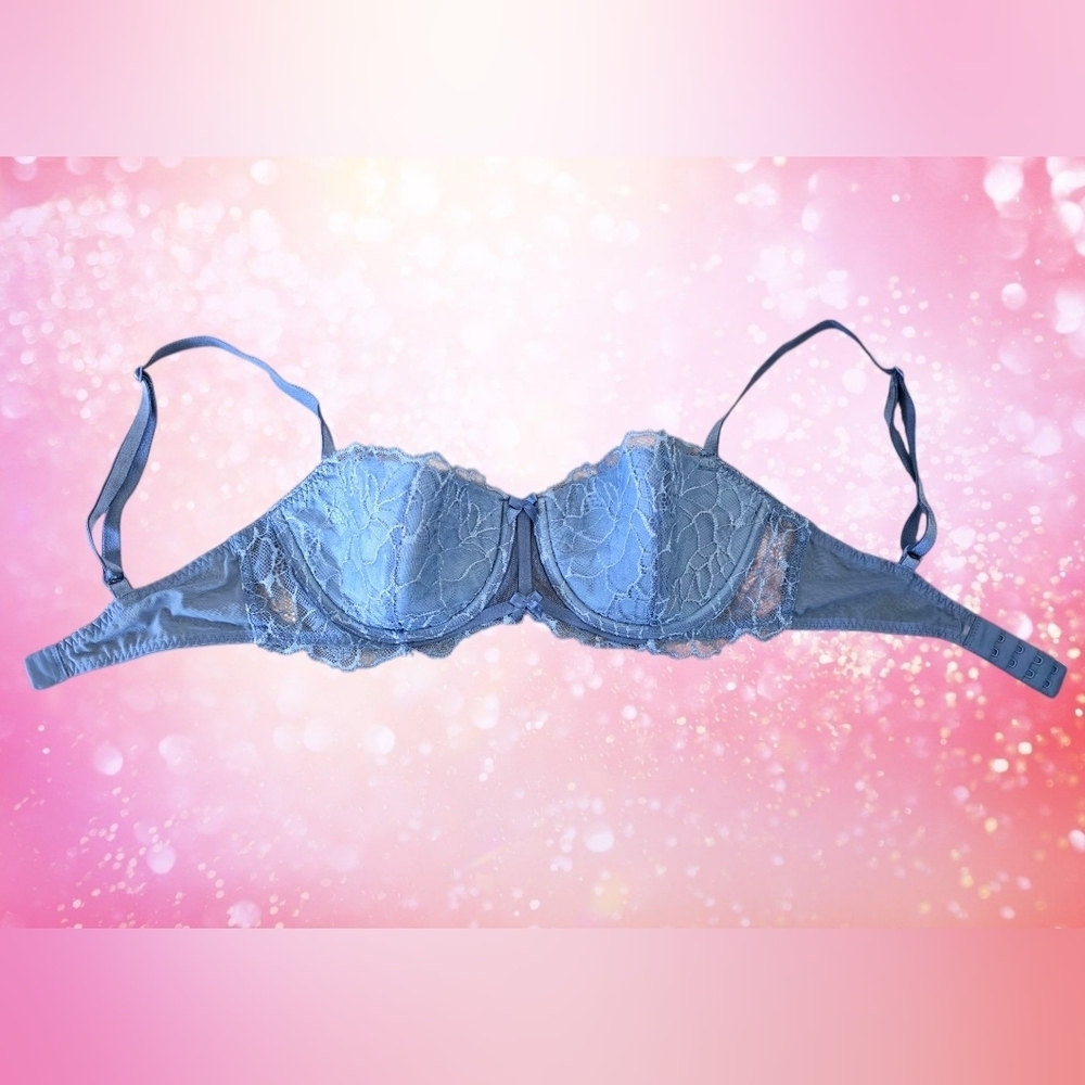 Victoria's Secret Dream Angels Balconette Blue Lace Bra Size 32 D